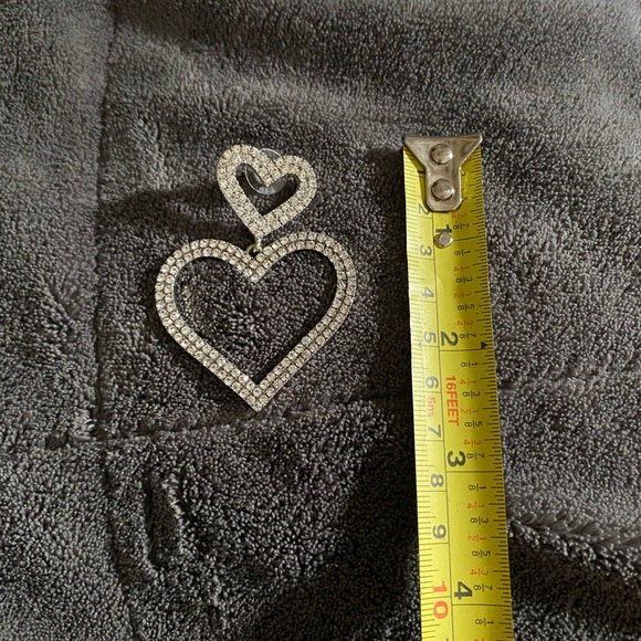 UO Rhinestone Heart Statement Earring - Picture 4 of 4